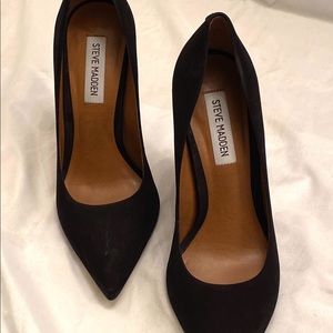Steve Madden Classic Suede Pointy Heels 👠